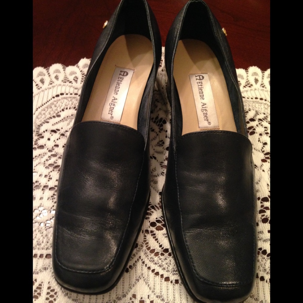 EUC Etienne Aigner Navy Loafers